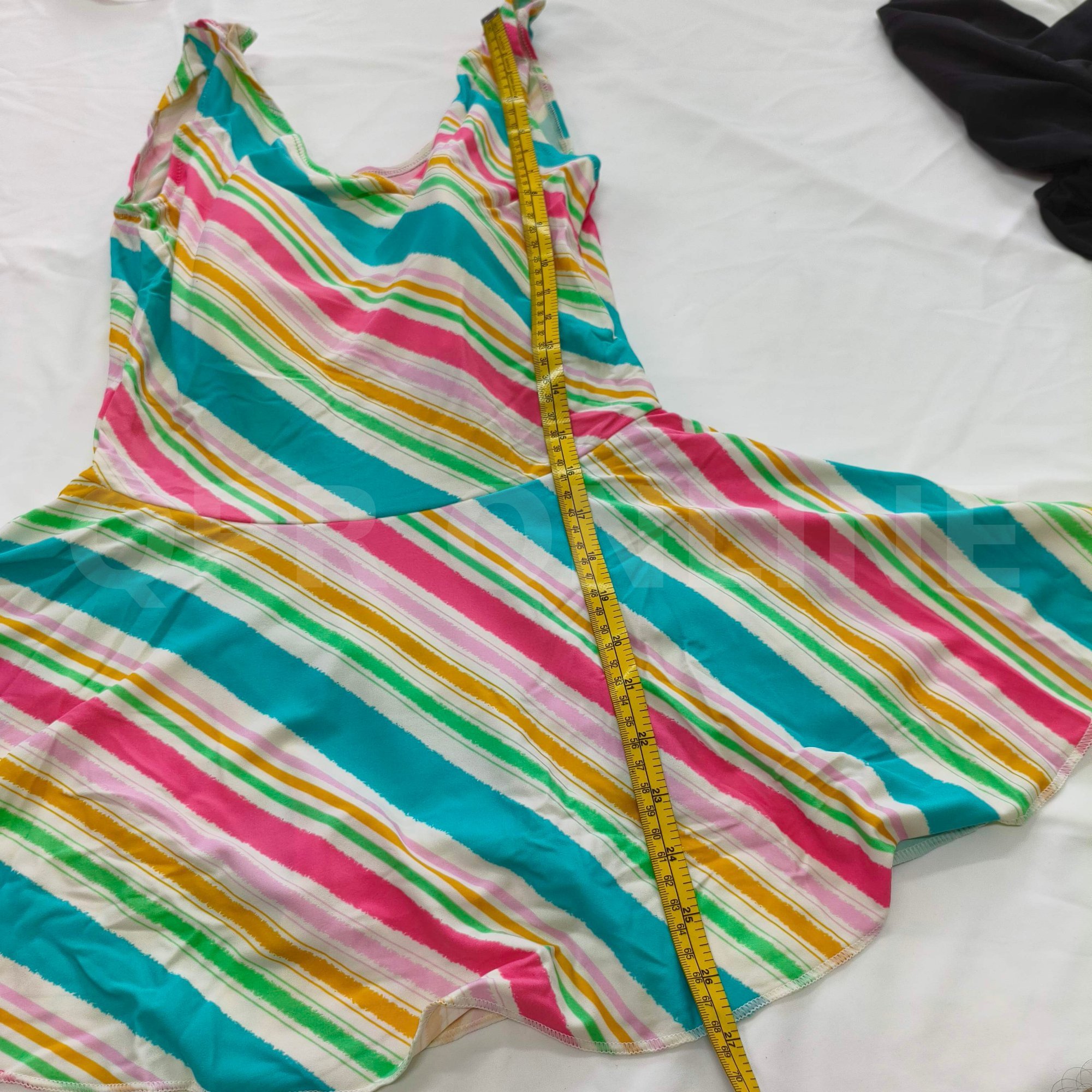 ชุดว่ายน้ำหญิง  มีฟองน้ำ Colorful XXL