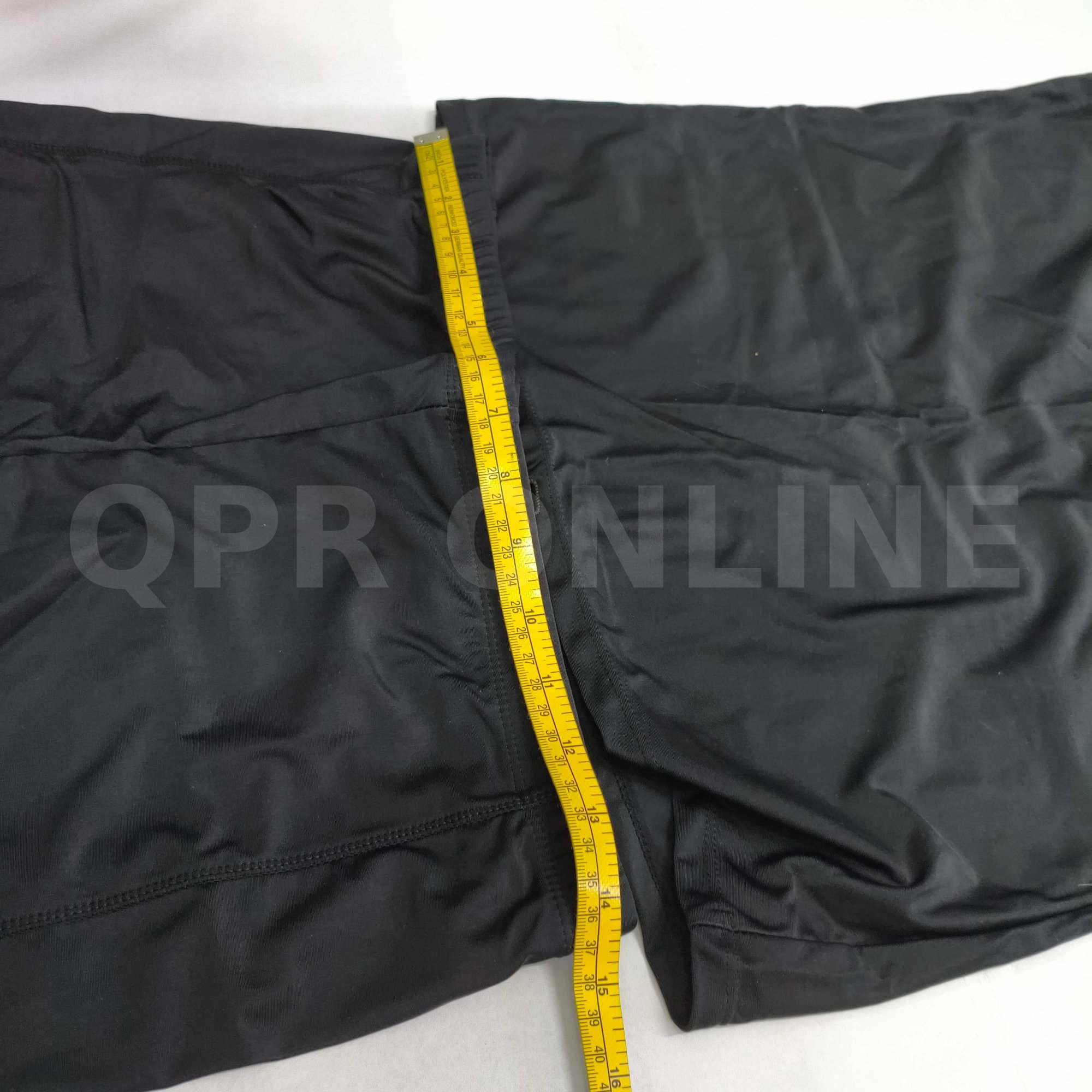 A1 เซตชุดว่ายน้ำ 2ชิ้น มีฟองน้ำ แขนสั้น ขาสั้น เทาดำ Size L