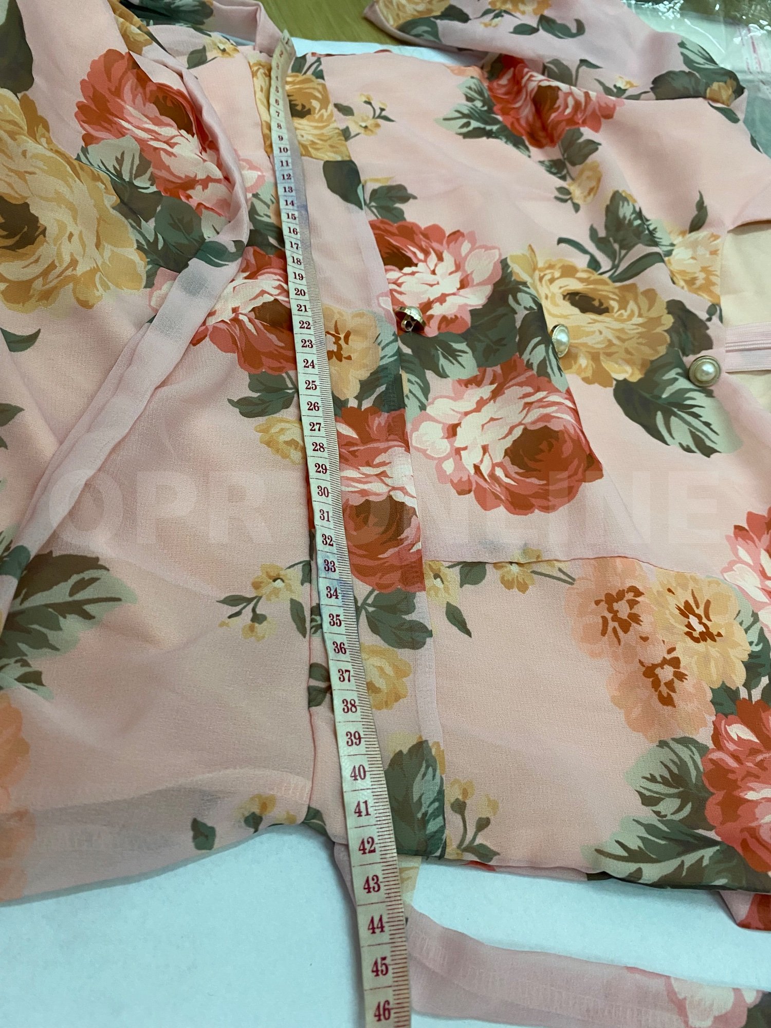 MABELCLOSETชุดเดรส สีชมพูลายดอกไม้แต่งระบายสีขาวชั้นชั้นผ้าชีฟองไซซ์ XL ถึง 2 XL