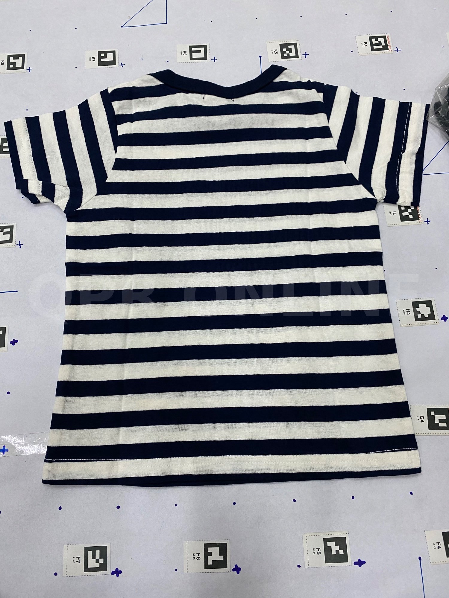 ชุด เซตเด็กเสื้อยืด + กางเกง ยีนส์ขายาวเด็ก 4-5ขวบ size 110