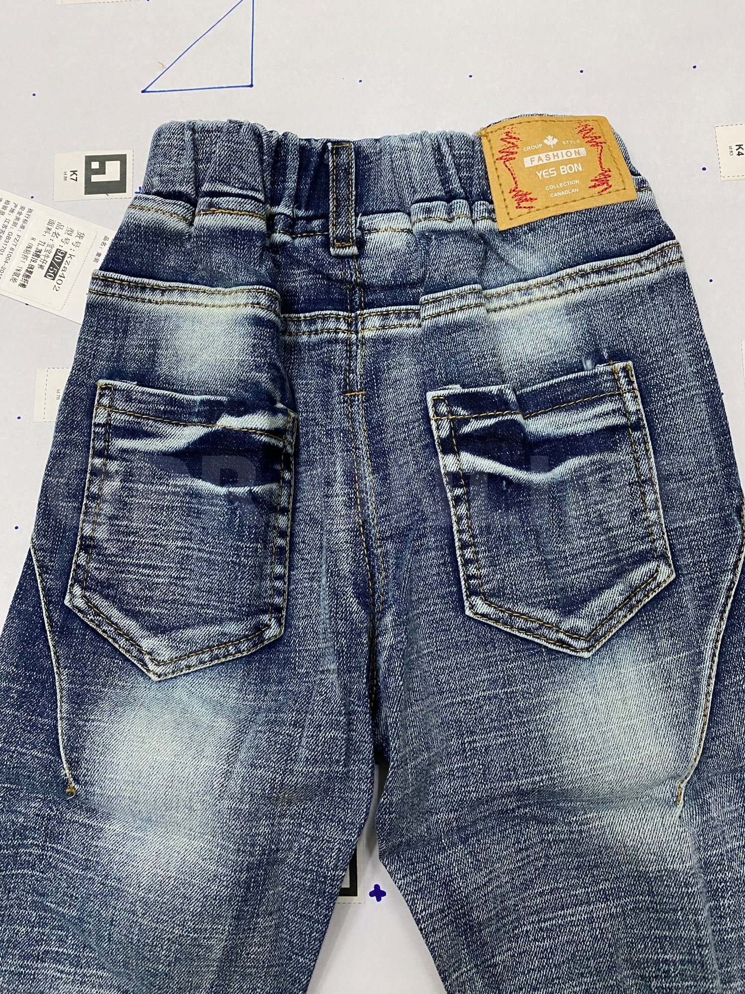 ชุด เซตเด็กเสื้อยืด + กางเกง ยีนส์ขายาวเด็ก 2-3ขวบ size 90 ใส่กันหนาวได้ในอุณหภูมิ 20 ถึง 25 องศา
