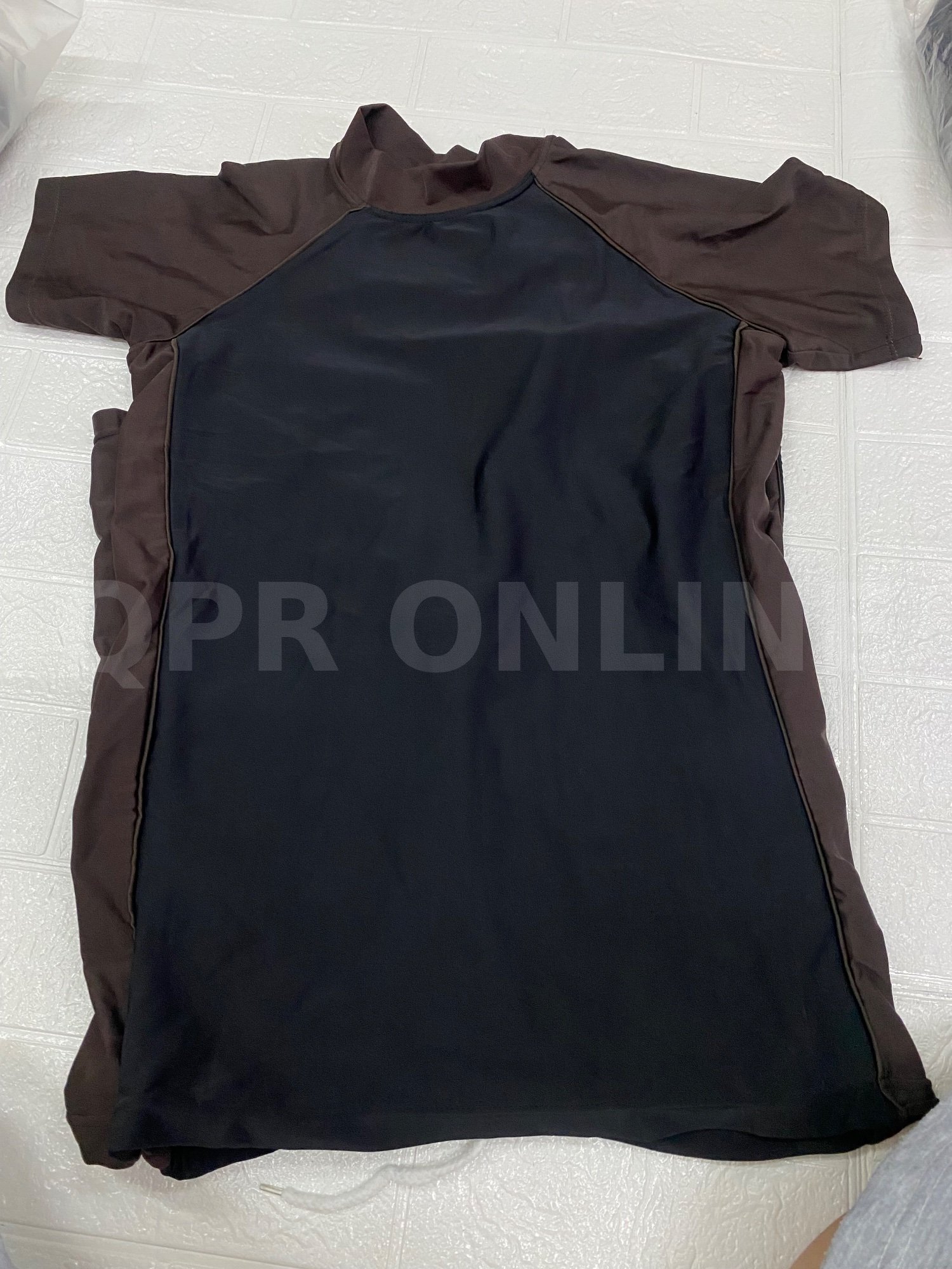ชุดว่ายน้ำเซตเสื้อแขนสั้น+กางเกงขาสั้น